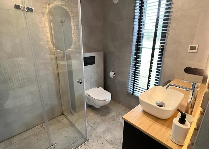 Czarcia Szopa Prywatne Jacuzzi I Kominek W Cenie! Villa Msciszewice